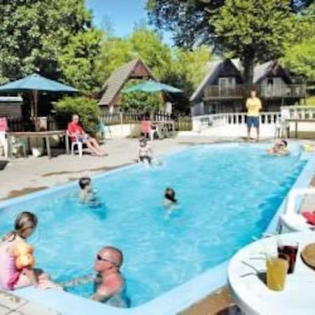3 Bedroom Lodge With Hot Tub On Lovely Quiet Holiday Park In Cornwall Gunnislake Exteriér fotografie