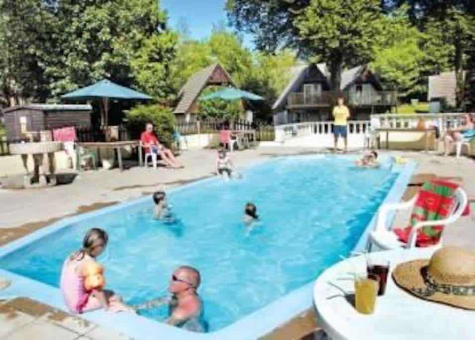 3 Bedroom Lodge With Hot Tub On Lovely Quiet Holiday Park In Cornwall Gunnislake Exteriér fotografie